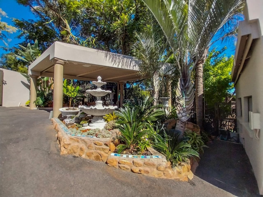 5 Bedroom Property for Sale in Meerhof North West